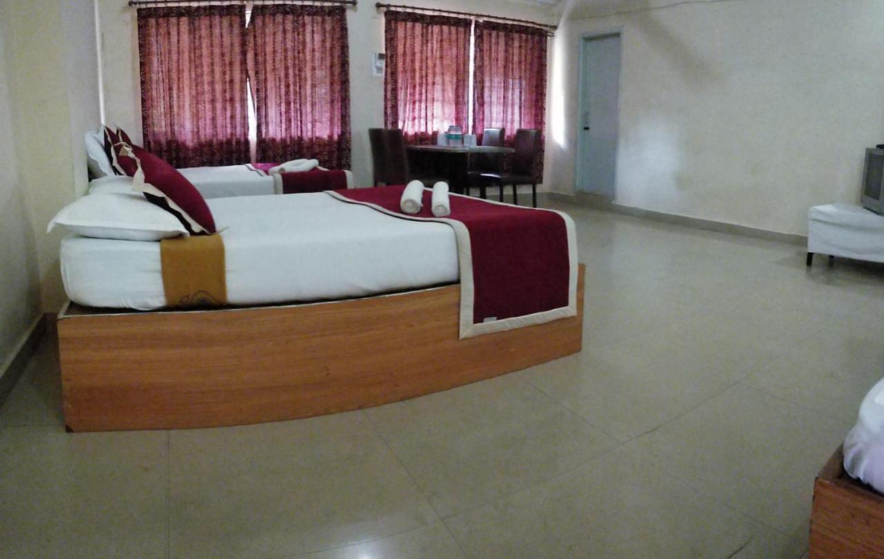 KSTDC Hotel Mayura TalaKaveri, Bhagamandala Madikeri Eksteriør billede